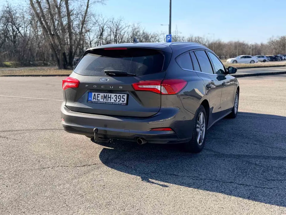 Compact M fotó 2